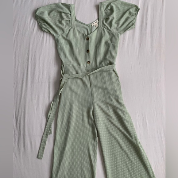 Women’s Mint Green Short Sleeved Jumpsuit w/ White Polka Dots - Picture 2 of 4